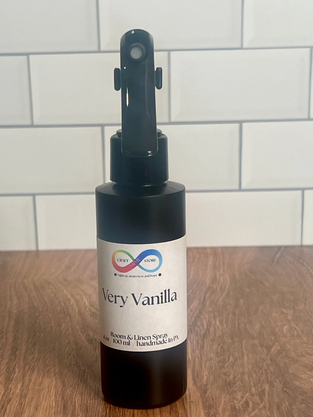 very vanilla room & linen spray