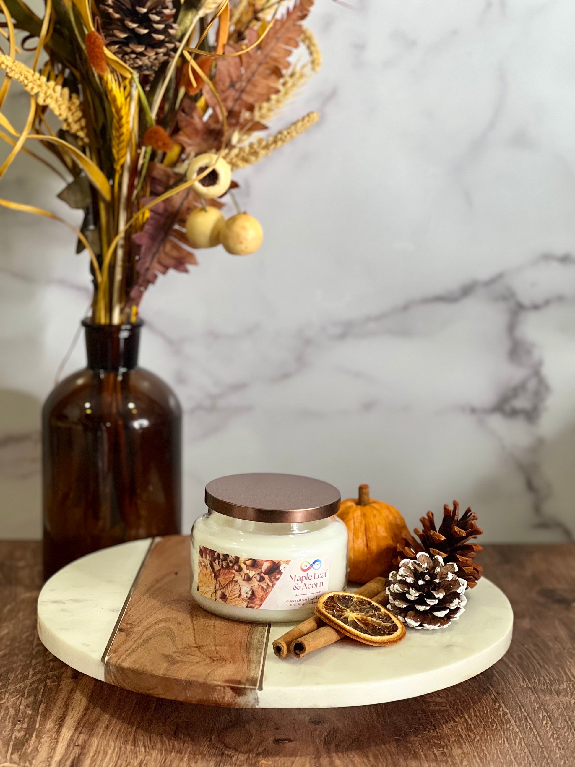 MAPLE LEAF AND ACORN SOY CANDLES